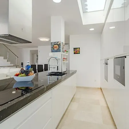 Βίλα Townhouse Park Paraiso *
