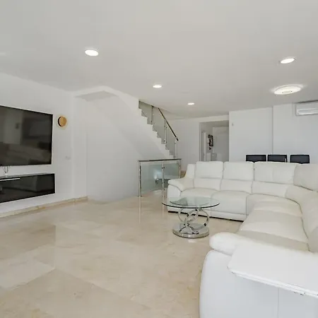 Townhouse Park Paraiso Villa